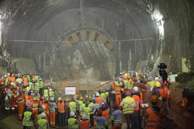 Chegada do tatuzão na nova estação Santa Cruz (foto: Metrô)