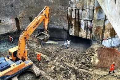 Poço de onde sairão as tuneladoras é a obra mais adiantada (reprodução Instagram)