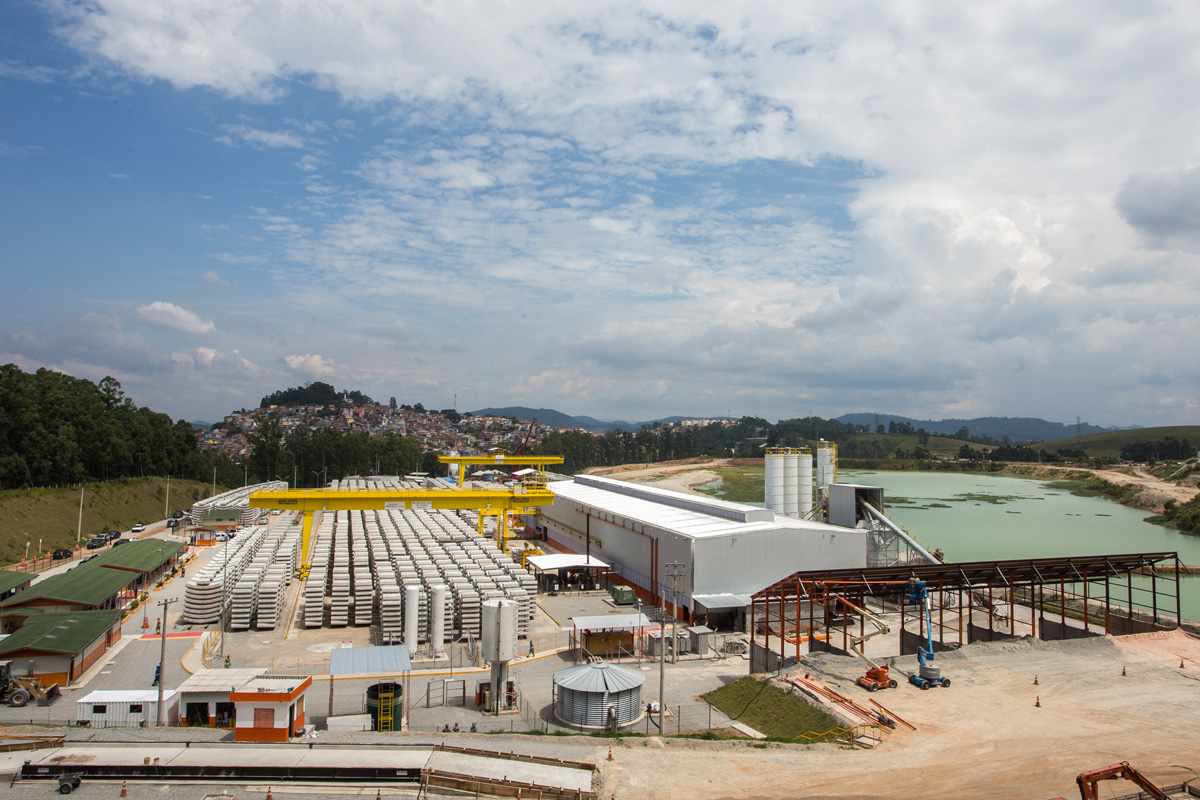 Fábrica dos anéis dos túneis da Linha 6-Laranja, em Perus