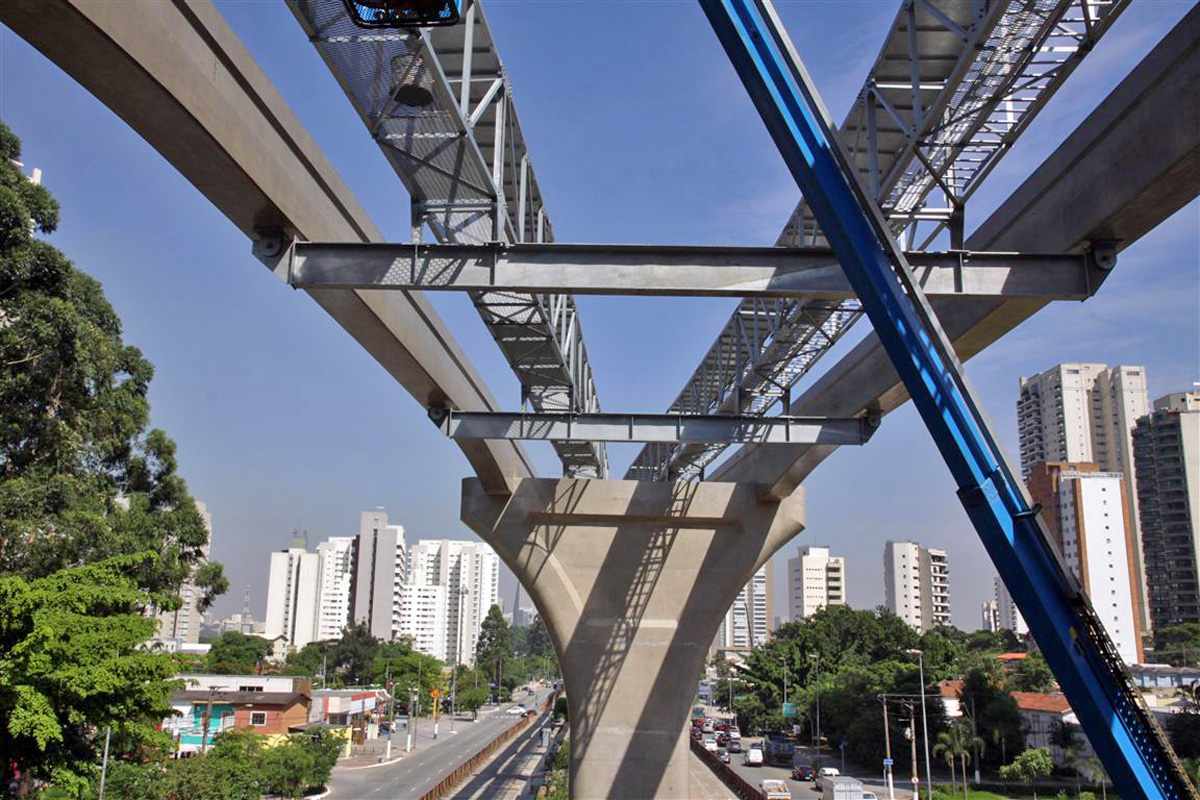 Vigas do montrilho da Linha 17: Metrô cansou do consórcio responsável pelas principais obras