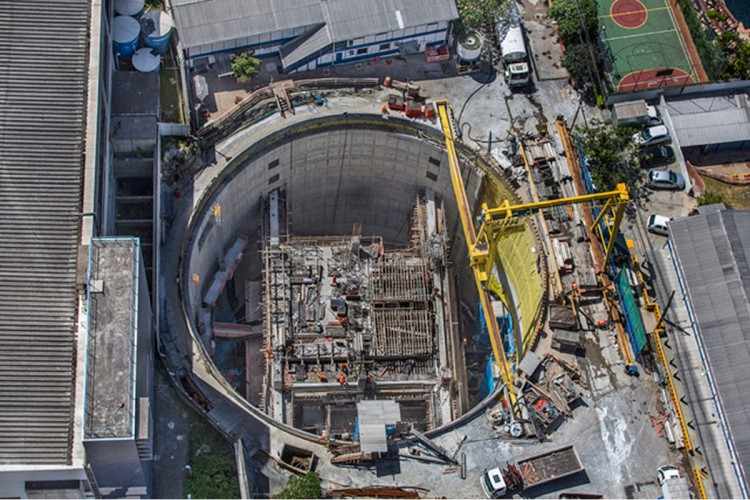 Vista aérea da estação Chácara Klabin