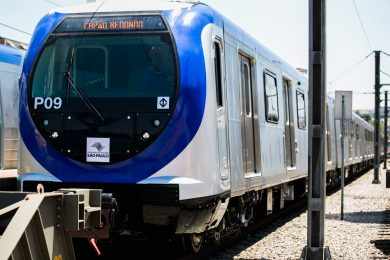 Trem da Frota P: três anos parado no pátio