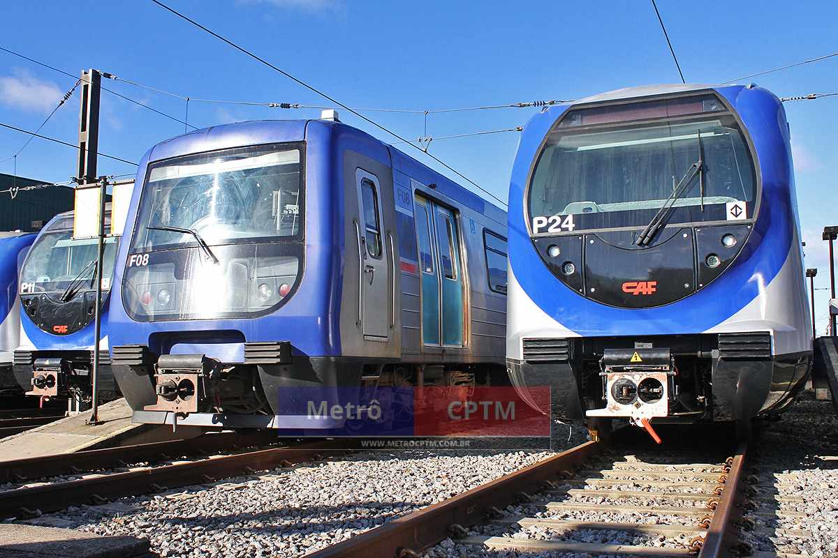 À esquerda, o trem da Frota F, entregue em 2002, e ao seu lado o novo trem da Frota P: mesma bitola