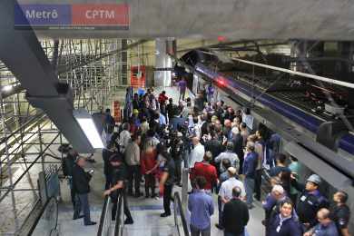 Folha errou: Metrô inaugurou três estações num mesmo distrito poucos anos atrás