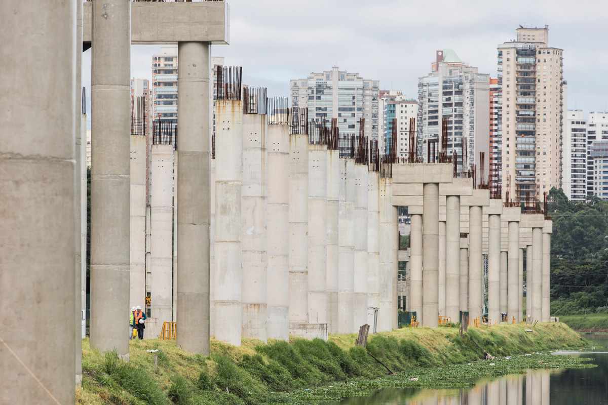 Plataforma na estação Luz já é reformada para receber o Expresso