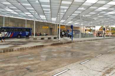 Terminal de ônibus da estação São Paulo-Morumbi tem estreia “alagada”