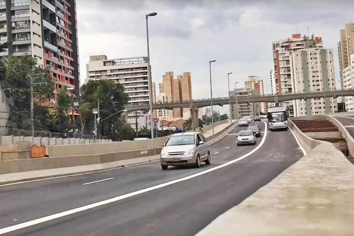 Viaduto Campo Belo é liberado para os veículos; estação homônima da Linha  5-Lilás fica para março de 2019 – Plamurb