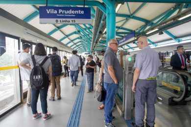 Antes de ser paralisada, Linha 15-Prata do Metrô bateu seu recorde de movimento em fevereiro