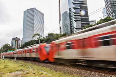 Novos trens, estações, mais serviços e comércio: veja como ficarão as linhas 8 e 9 após a concessão