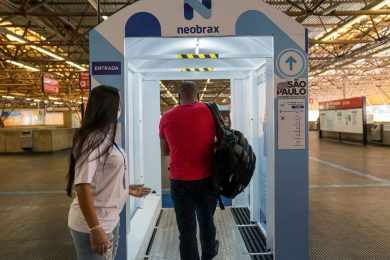 Governo do estado amplia número de estações com cabines de descontaminação