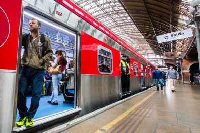 Hoje a CPTM está transportando mais passageiros que o Metrô, afirma Pedro Moro
