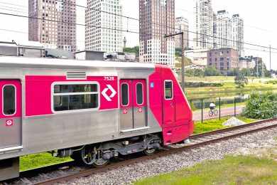 Novos trens das linhas 8-Diamante e 9-Esmeralda deverão ser entregues 18 meses após início da concessão