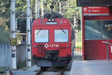 Após ser concedida, Linha 8 da CPTM deve passar a cobrar tarifa na extensão após Itapevi