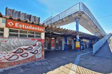 Estação Estudantes da Linha 11