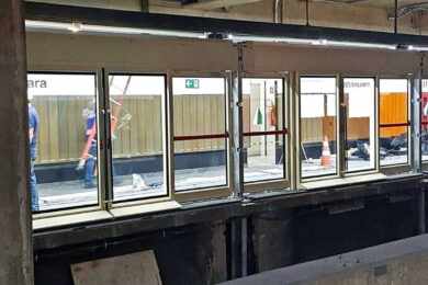 Estação Jabaquara recebe primeiras portas de plataforma
