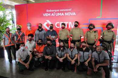 CPTM marca seus 30 anos com novos uniformes e avisos sonoros