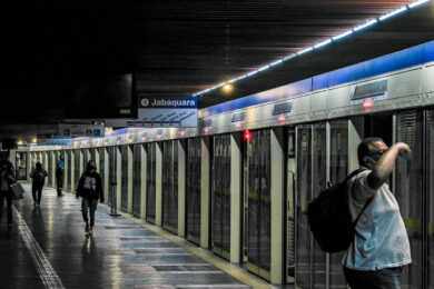 Linha 1-Azul vai operar o fim de semana inteiro com sistema de sinalização CBTC