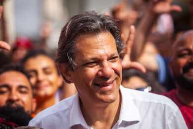 Candidato ao governo do estado pelo PT, Fernando Haddad aposta em projetos de baixo carbono no transporte público