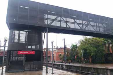 CPTM inaugura ‘passarela provisória’ na estação da Luz