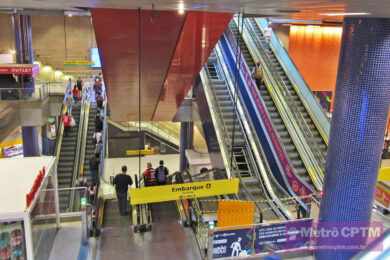 ViaQuatro fará simulação de controle de fluxo na estação Pinheiros no domingo, 4