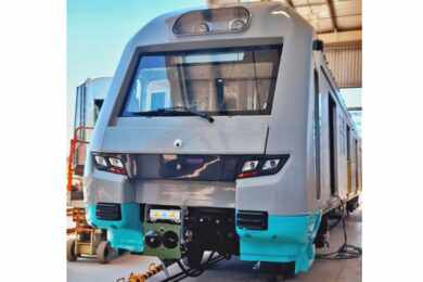 Imagem de novo trem da ViaMobilidade quase pronto aparece nas redes sociais