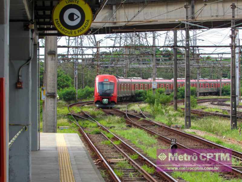 Situação da via em alguns pontos requer maior atenção (Jean Carlos)