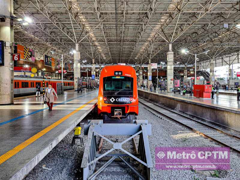 Diário da CPTM on X: Estação Brás neste momento.