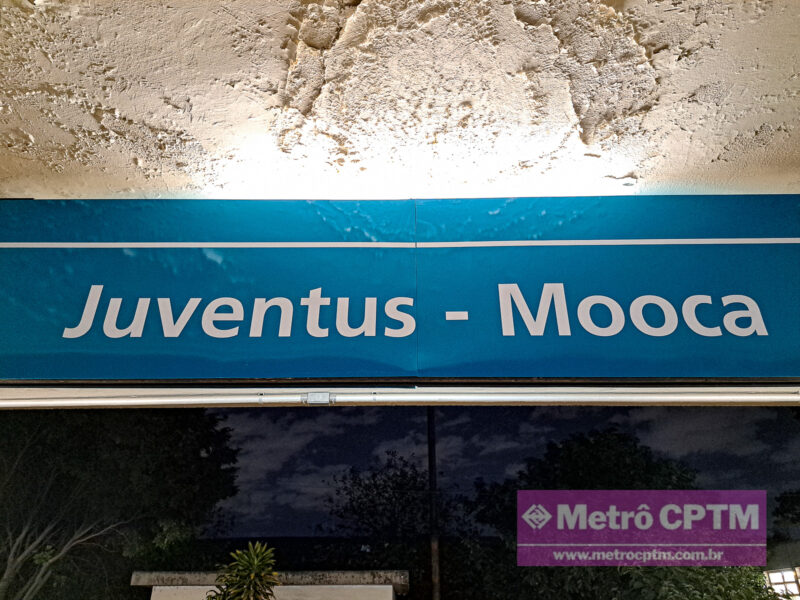 Estação Juventus-Mooca com nova comunicação visual (Jean Carlos)