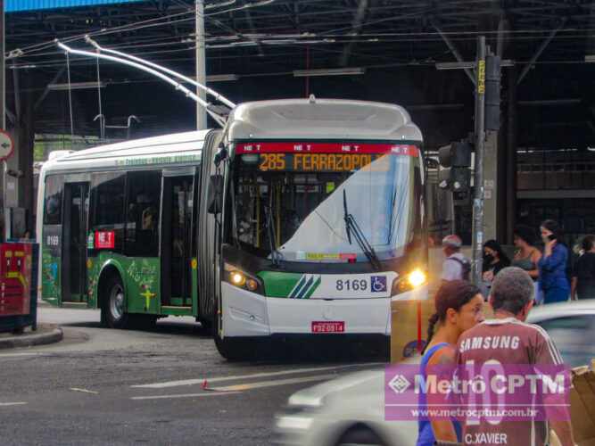 Operação 100% manual dos ônibus é desvantagem perante ao monotrilho 100% automático (Jean Carlos)