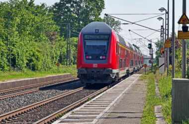 Trem Intercidades até São José dos Campos deverá usar trecho da MRS (pxfuel)