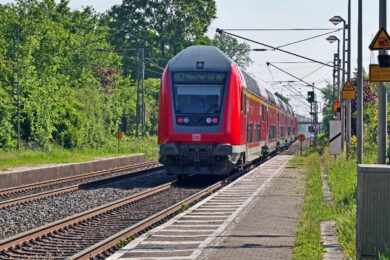 Trem Intercidades até São José dos Campos deverá usar trecho da MRS (pxfuel)