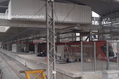 Série 8500 na estação Varginha (Passeando em São Paulo)