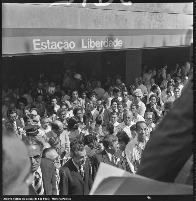 Entrega da estação Liberdade (Acervo Público do Estado de São Paulo)