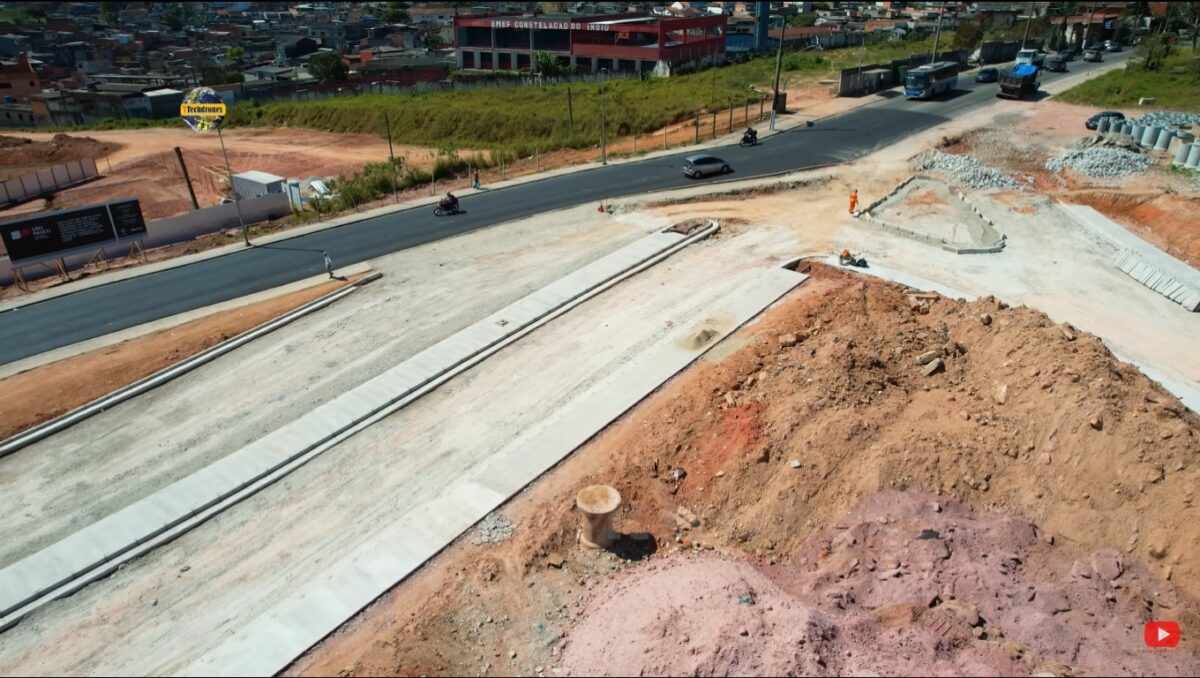 Viaduto e complexo viário da estação Varginha (iTechdrones)