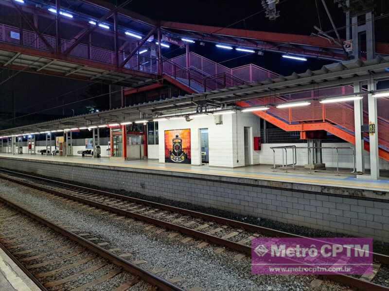 Estação Calmon Viana terá passarela reformada (Jean Carlos)