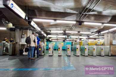 Metrô de SP vai terceirizar parte do atendimento aos passageiros nas estações