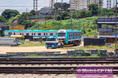 9º novo trem da Série 8900 chega à ViaMobilidade (Diego Metroferroviário)