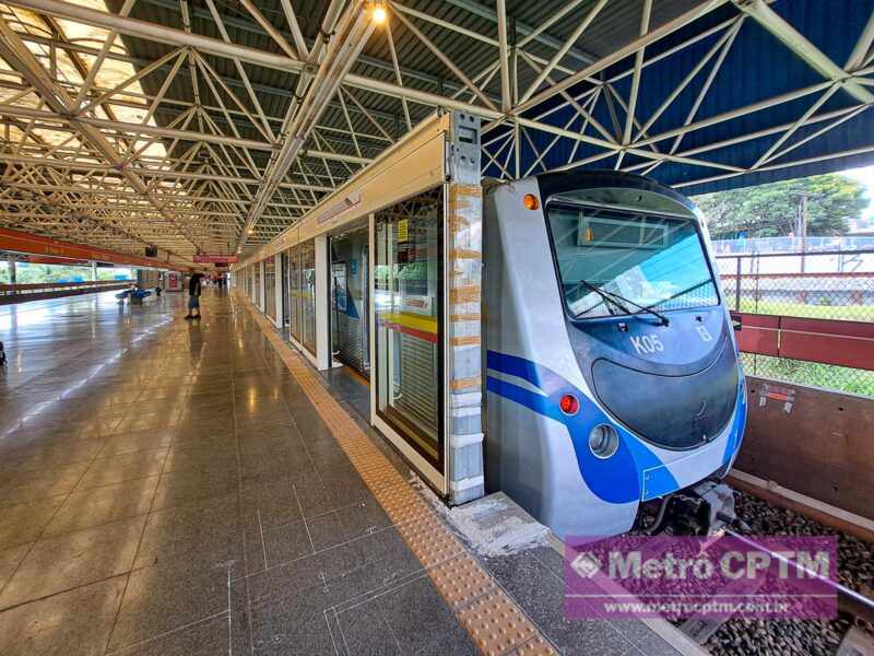 Portas de plataforma na estação Patriarca da Linha 3-Vermelha (Jean Carlos)