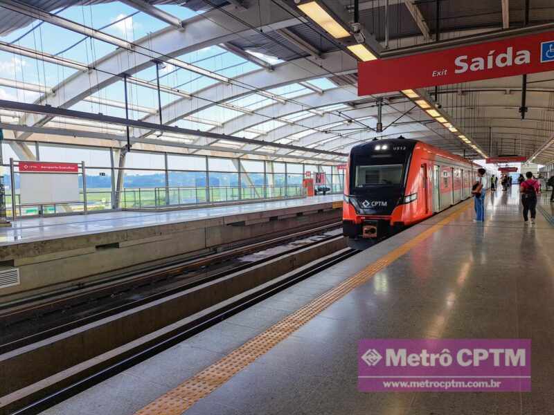 Telhado da estação Aeroporto Guarulhos foi danificado após chuvas (Jean Carlos)