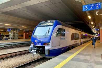 Trem intercidades deverá ter viagens mais longas em um dos sentidos (Kgbo)