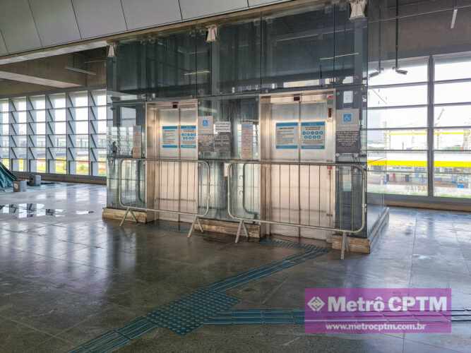 Equipamentos cobertos na estação Aeroporto Guarulhos (Jean Carlos)