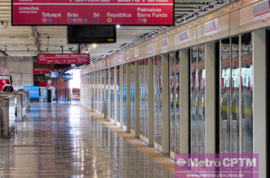 Portas de plataforma na estação Patriarca da Linha 3-Vermelha (Jean Carlos)