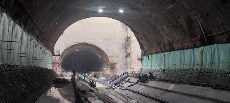 Estação Vila Formosa sendo preparada para receber o tatuzão (Reprodução)