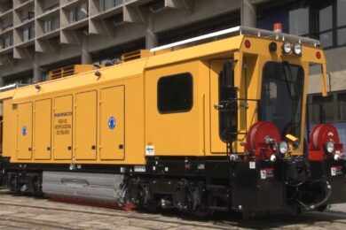 Novo trem esmerilhador do Metrô que prestou serviços nas Linhas 8 e 9 (CMSP)