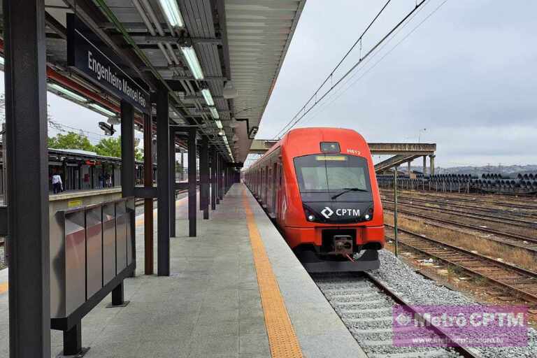 Estação Manoel Feio reformada