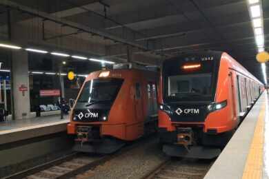 Série 7500 em operação na Linha 12-Safira (Kauã Henrique Ferrovias)