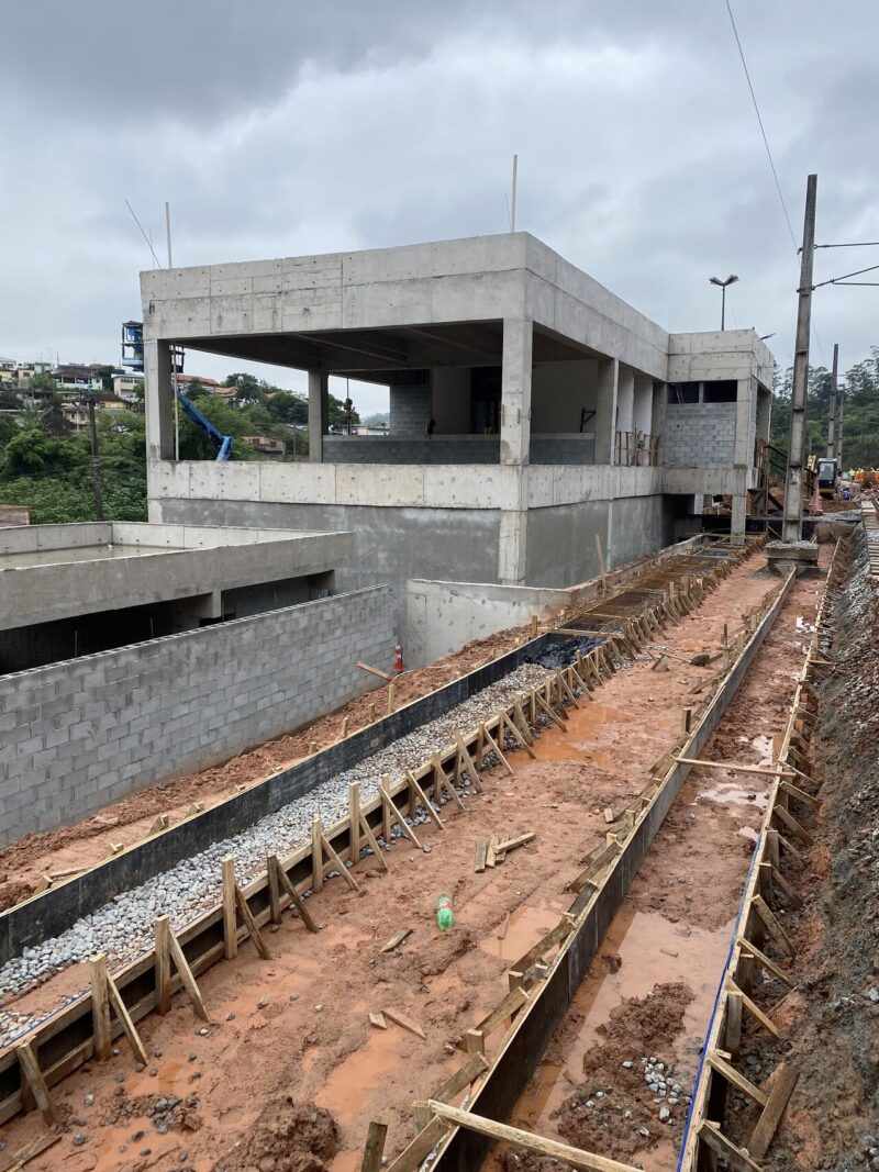 Obras da Estação Ambuitá (Erik Oliveira)
