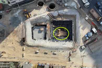 Escavações arqueológicas em 14 Bis e no detalhe a estrutura alvo de impasse (LinhaUni)