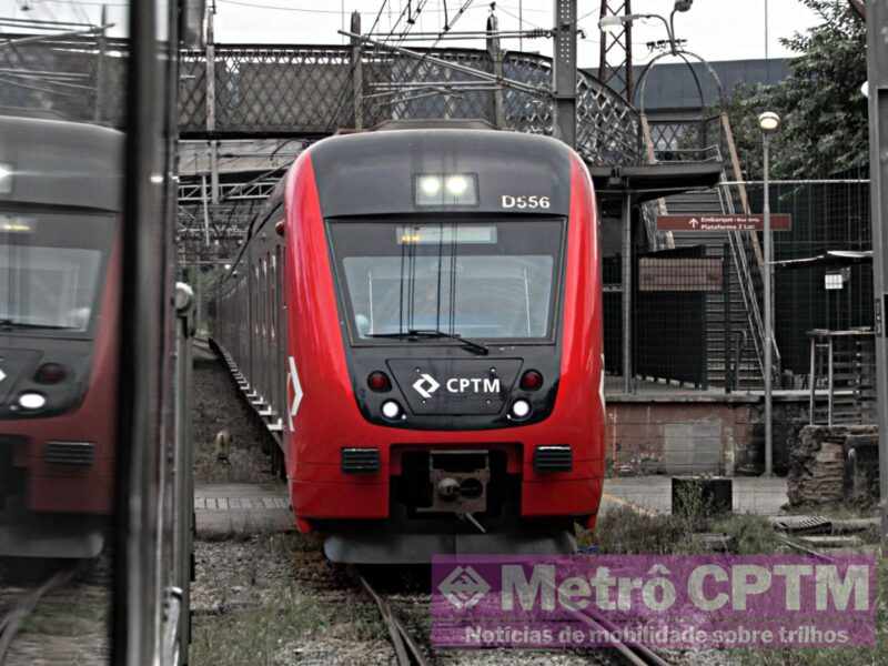 Série 9500 na Estação Caieiras (Jean Carlos)