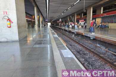 Preparação para implantação de portas de plataforma na Estação Tatuapé (Jean Carlos)